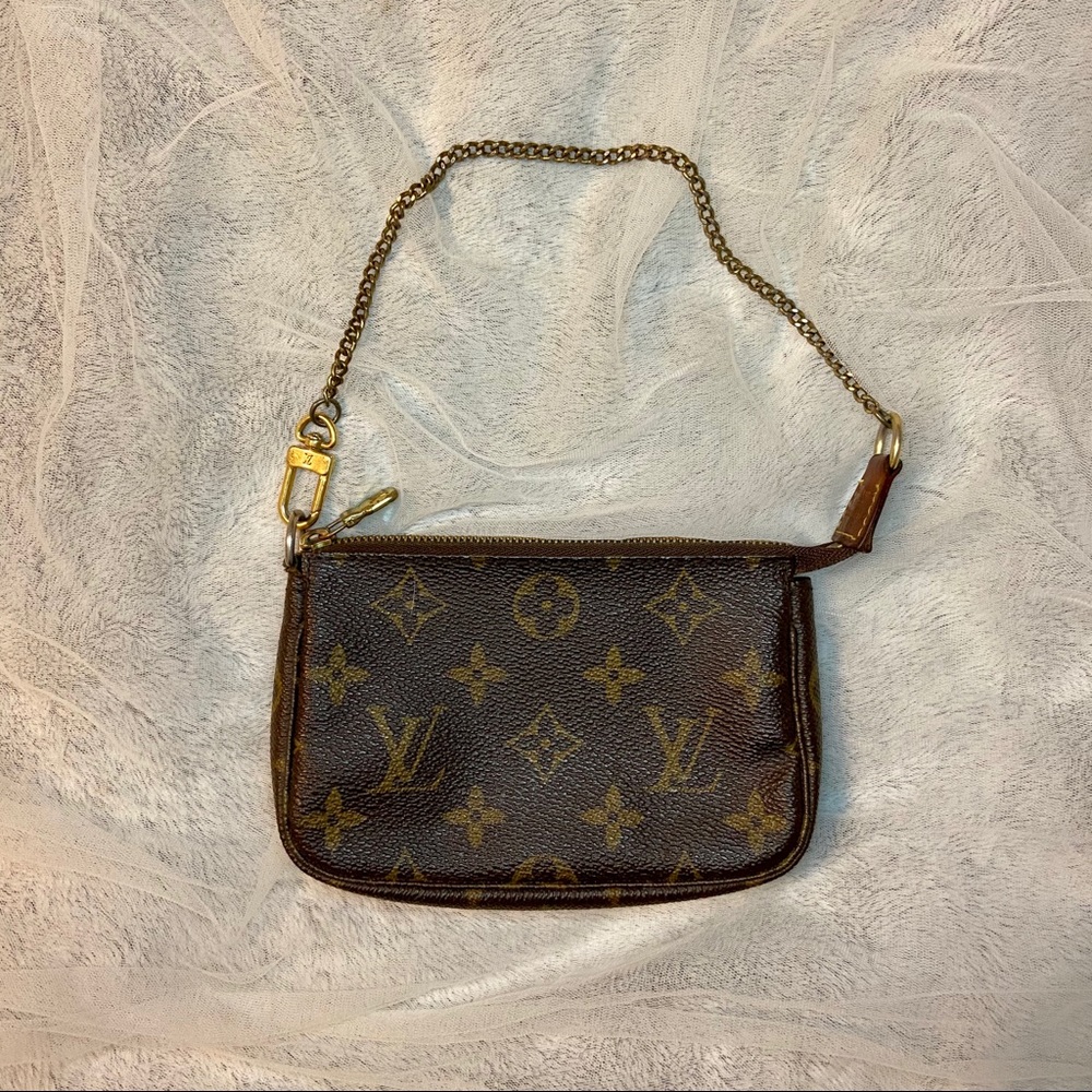 ✨HP✨ LV ♣️ Mini Pochette - Picture 7 of 8